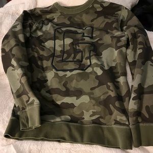 Boys GAP sweatshirt logo